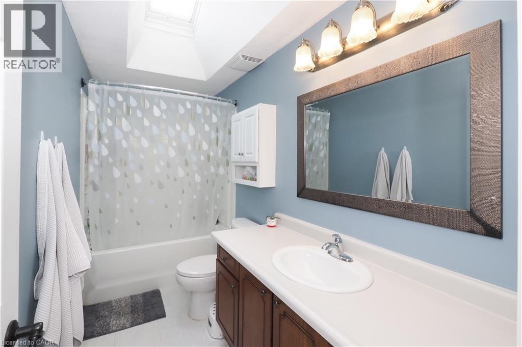 17 Ristau Crescent, Kitchener, Ontario  N2E 3A7 - Photo 30 - 40838230