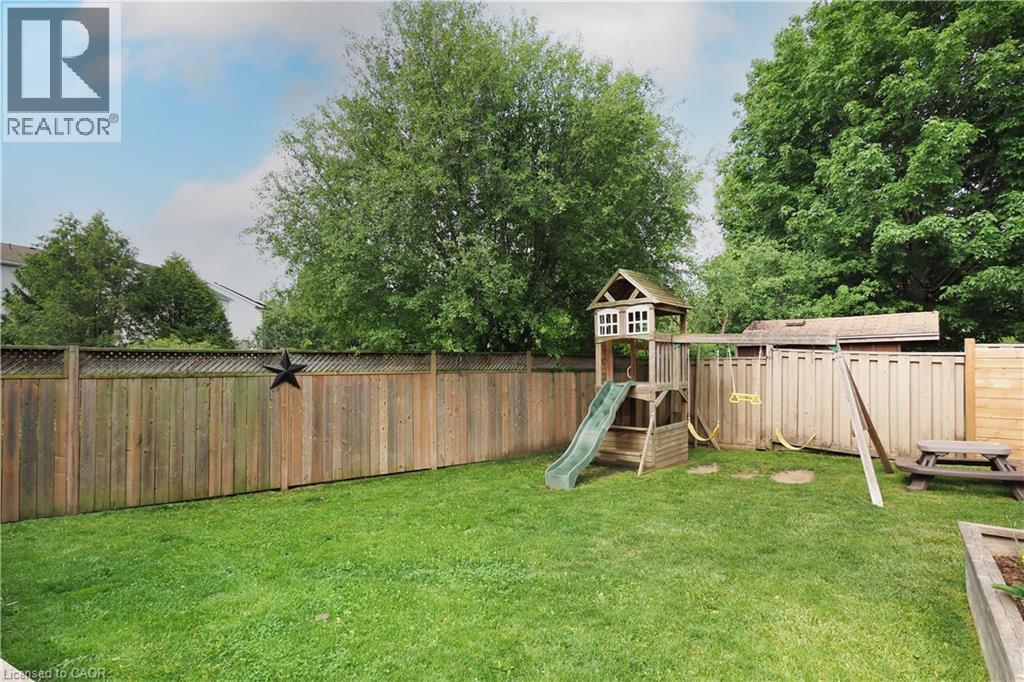 17 Ristau Crescent, Kitchener, Ontario  N2E 3A7 - Photo 46 - 40838230