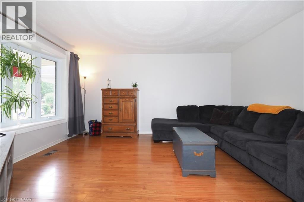 17 Ristau Crescent, Kitchener, Ontario  N2E 3A7 - Photo 8 - 40838230