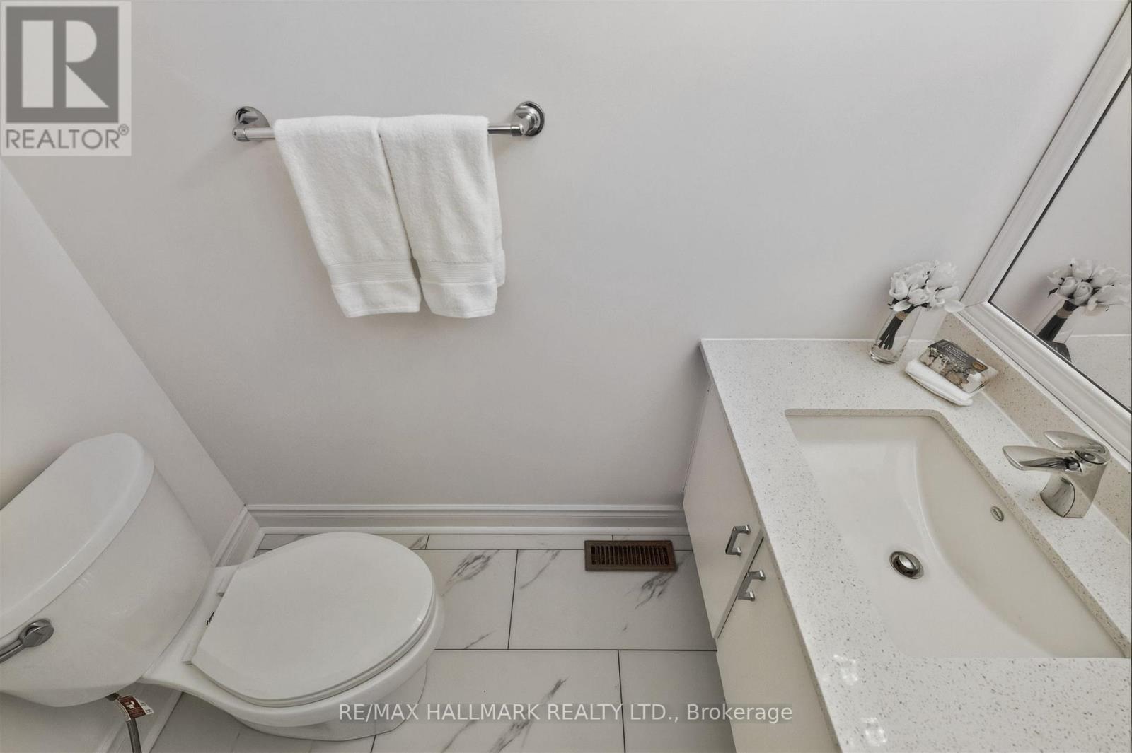13 - 27 Hyde Park Court, Markham, Ontario  L3T 4X8 - Photo 11 - N13423018