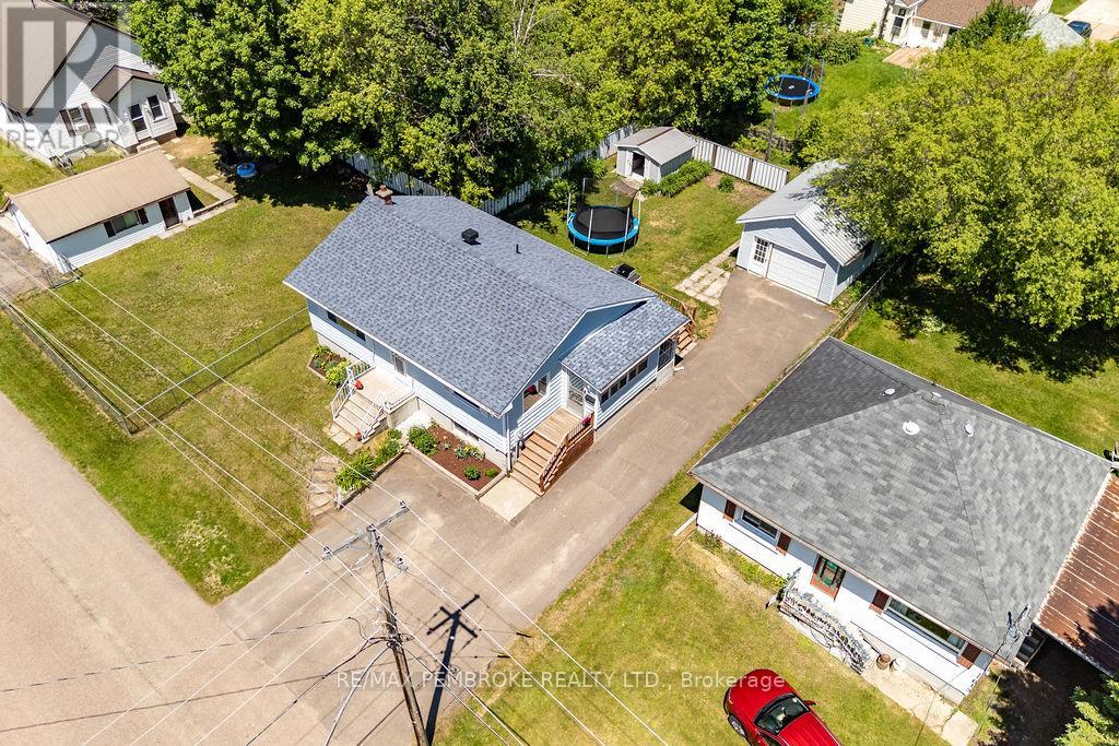 615 Lorne Street, Laurentian Valley, Ontario K8A 6T3 - Photo 31 - X13424002