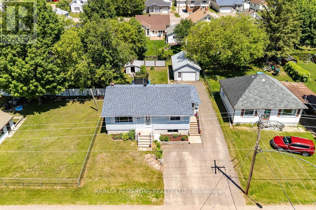 615 Lorne Street, Laurentian Valley, Ontario K8A 6T3 - Photo 33 - X13424002