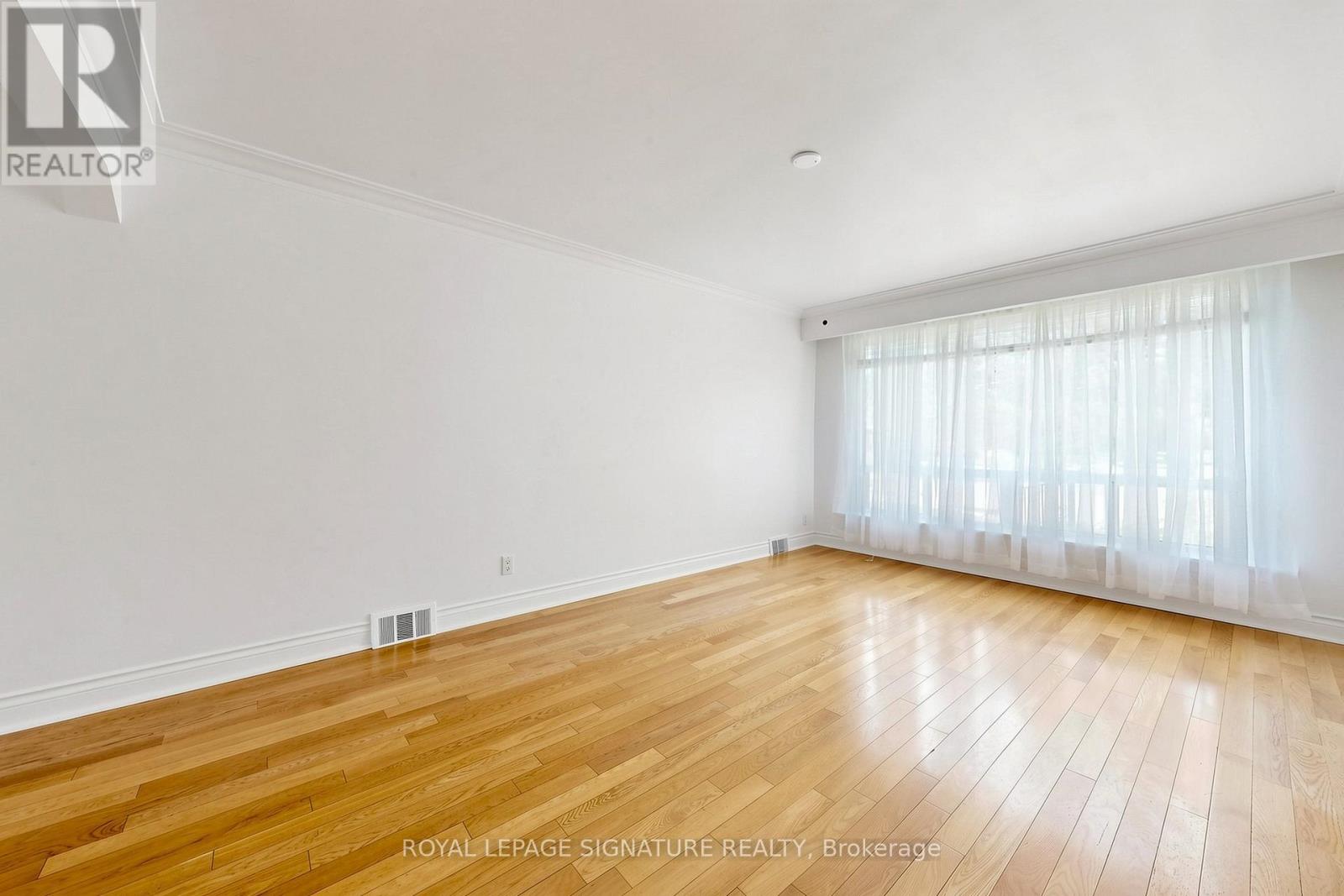 34 Lingarde Drive, Toronto, Ontario  M1R 1X6 - Photo 5 - E13423910