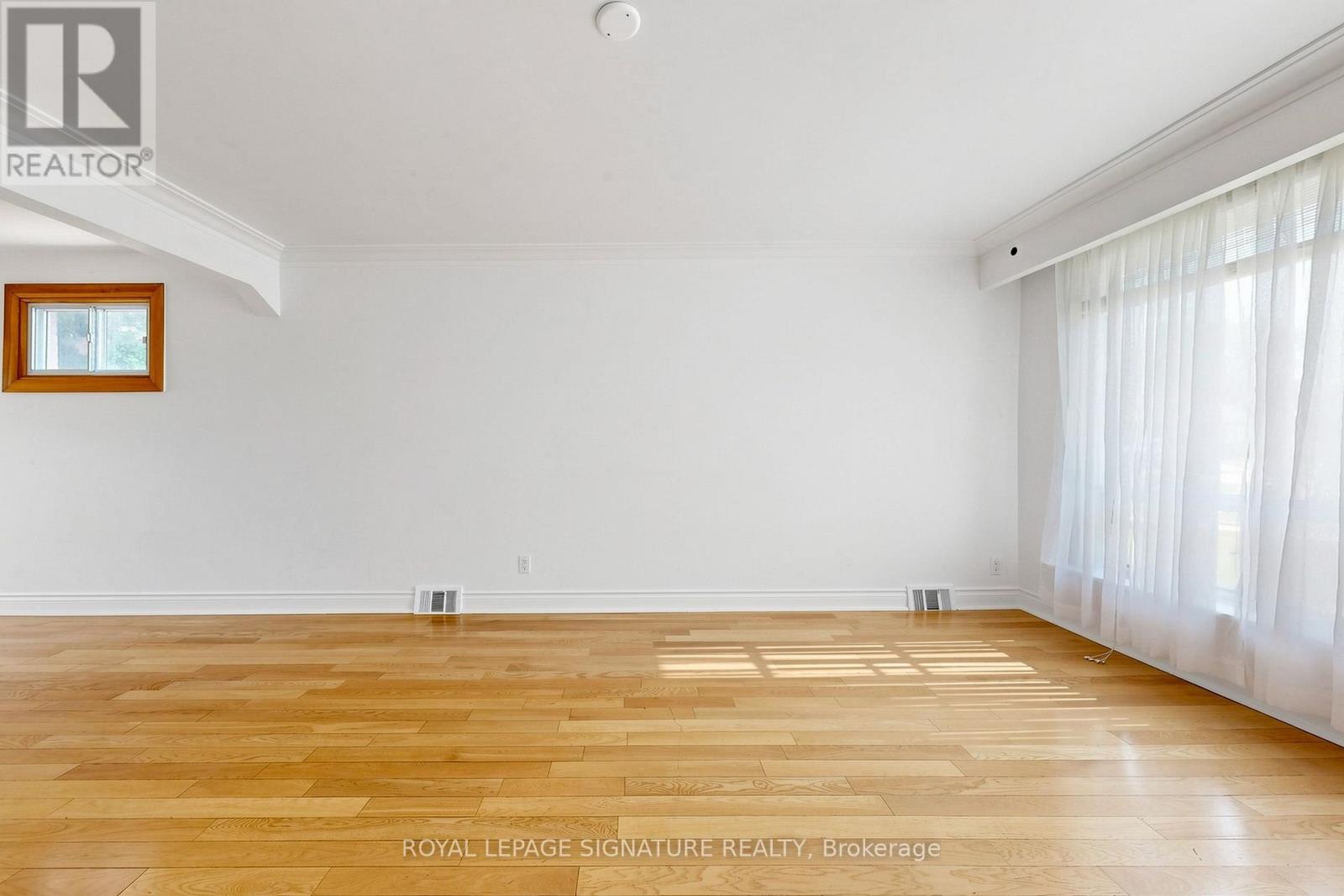 34 Lingarde Drive, Toronto, Ontario  M1R 1X6 - Photo 7 - E13423910