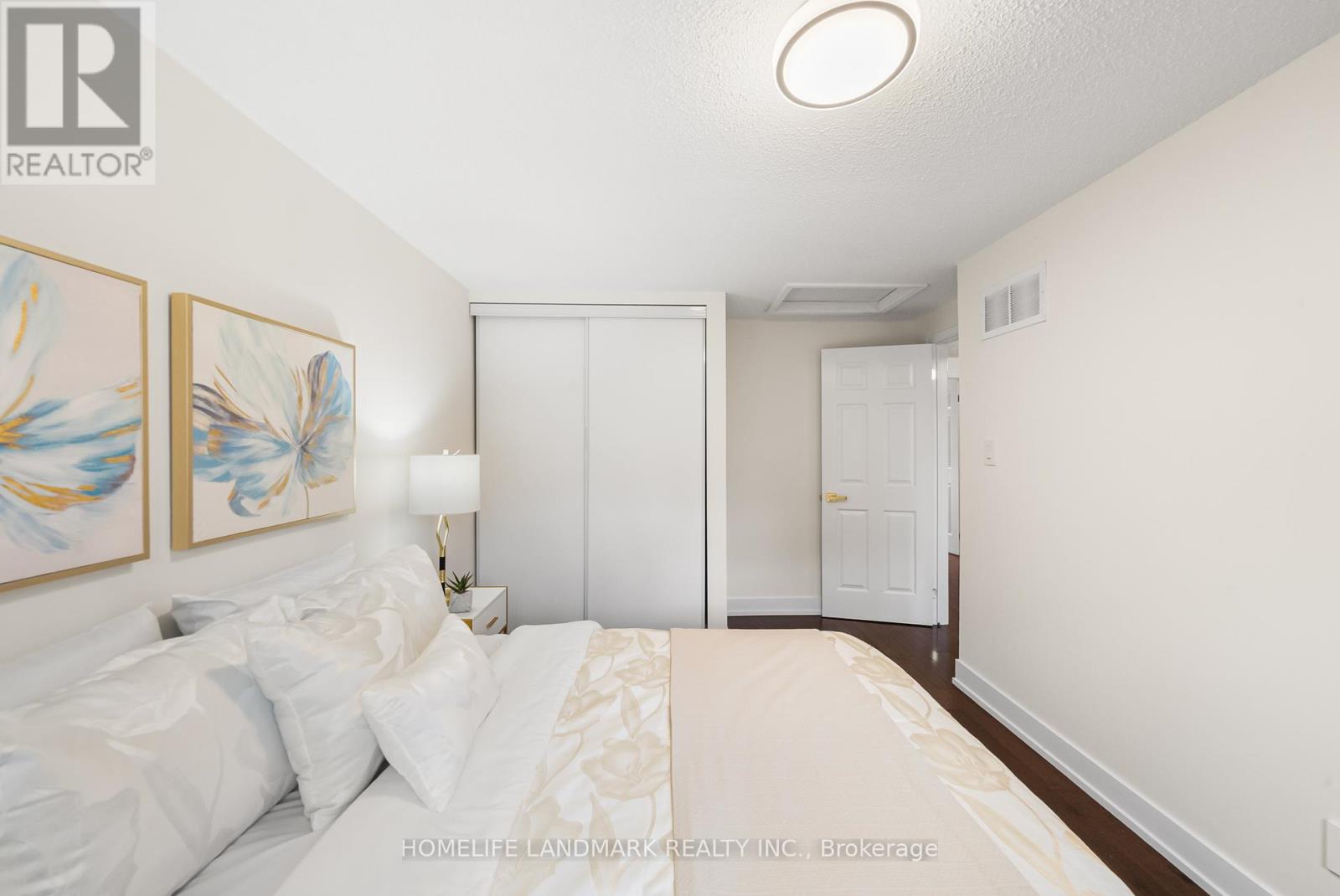 90 Gray Crescent, Richmond Hill (North Richvale), Ontario  L4C 5V5 - Photo 15 - N13423884