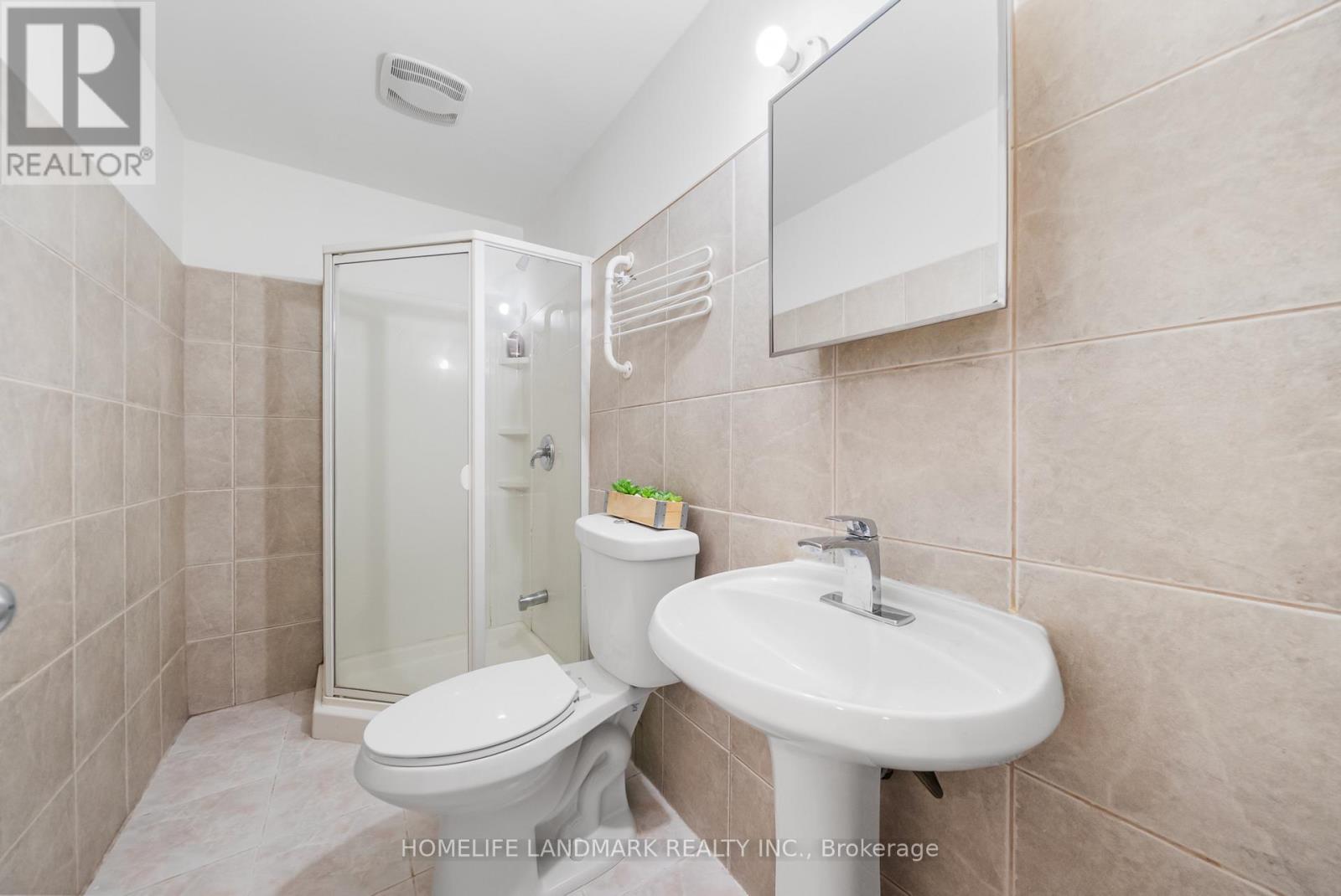 90 Gray Crescent, Richmond Hill (North Richvale), Ontario  L4C 5V5 - Photo 41 - N13423884