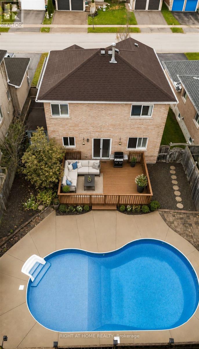 7 Michael Crescent, Barrie, Ontario  L4M 6Y9 - Photo 4 - S13423992