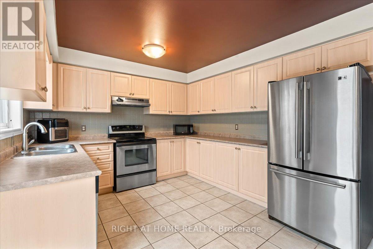 7 Michael Crescent, Barrie, Ontario  L4M 6Y9 - Photo 6 - S13423992