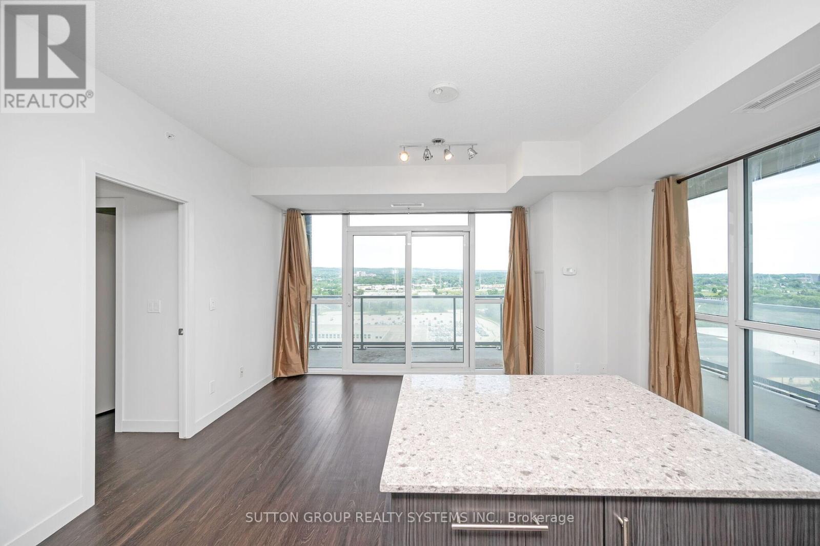 Unknown Address, ,     - Photo 10 - W13423860