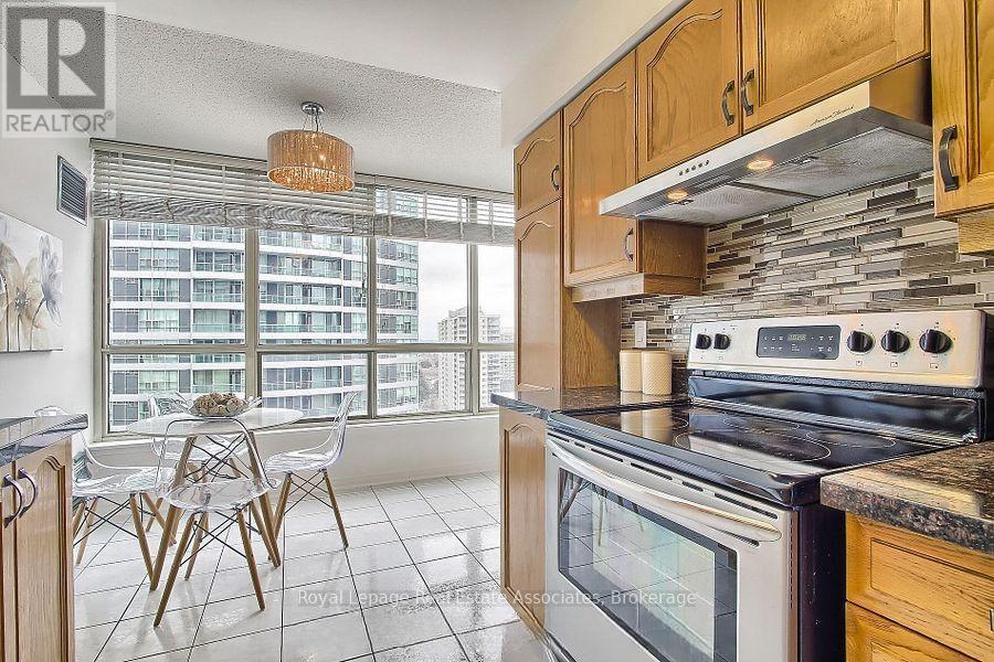 511 - 55 Elm Drive W, Mississauga, Ontario  L5B 3Z3 - Photo 14 - W13423914