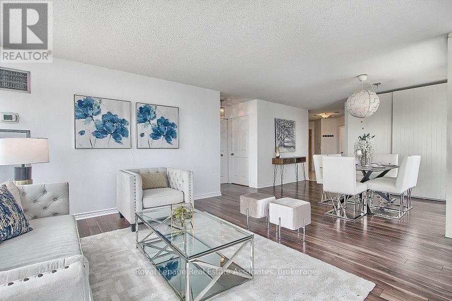 511 - 55 Elm Drive W, Mississauga, Ontario  L5B 3Z3 - Photo 3 - W13423914