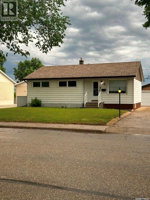 112 McDonald ROAD, Estevan, Saskatchewan