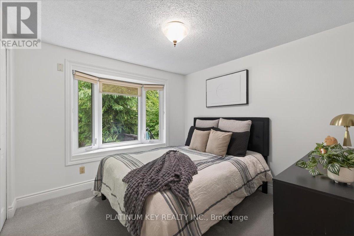 176 Dearborn Avenue, London South, Ontario  N6K 2W7 - Photo 16 - X13424056