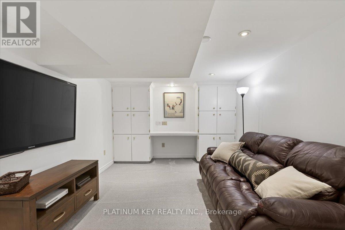 176 Dearborn Avenue, London South, Ontario  N6K 2W7 - Photo 25 - X13424056