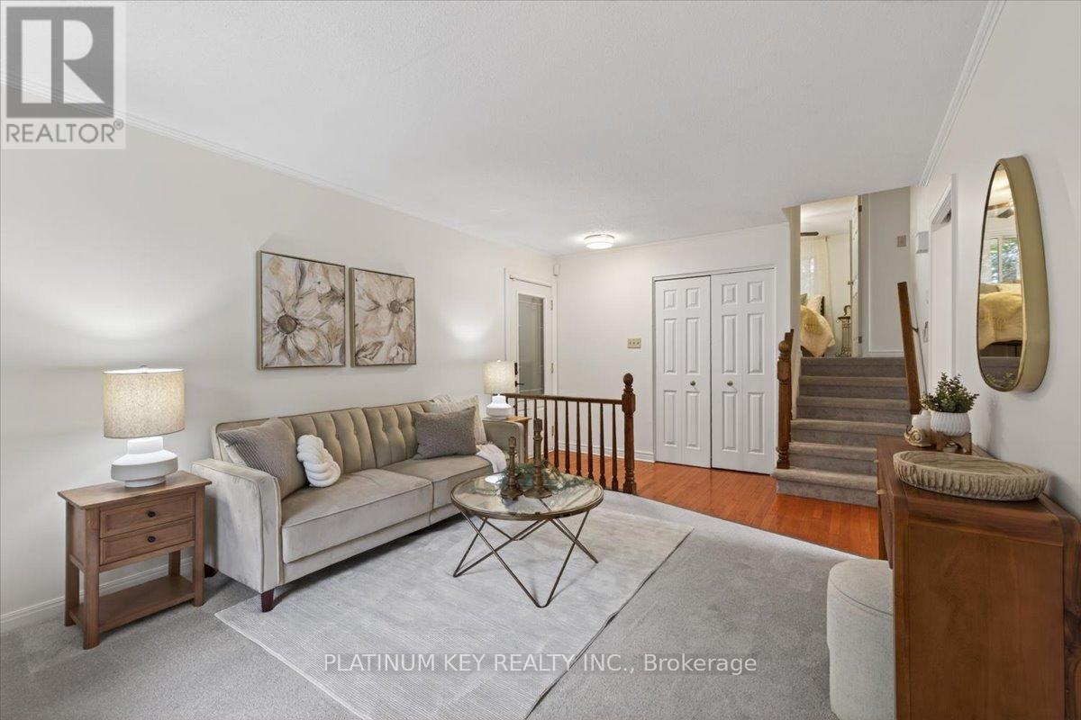 176 Dearborn Avenue, London South, Ontario  N6K 2W7 - Photo 4 - X13424056