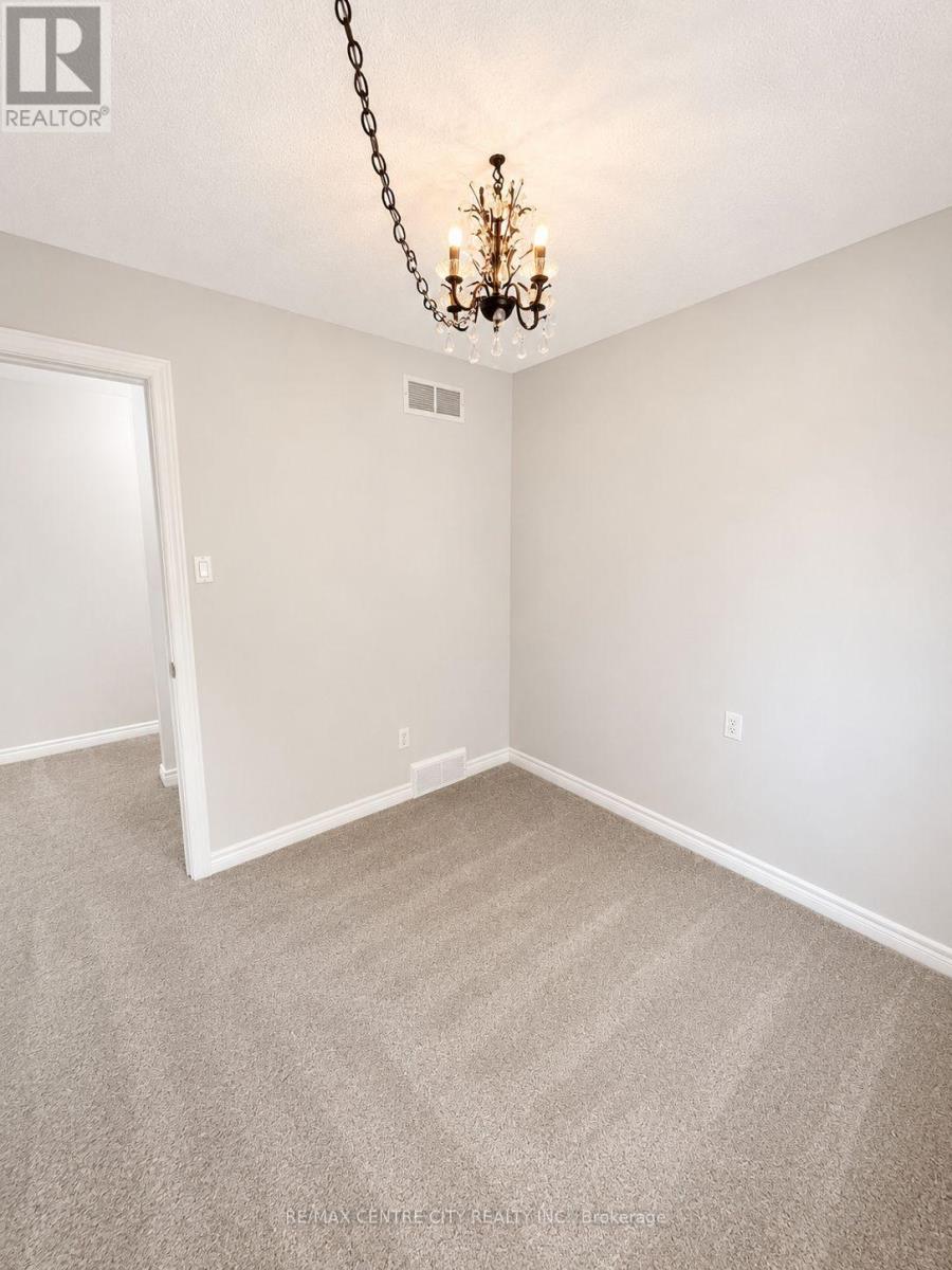 2 Stoneycreek Crescent, London North (North C), Ontario  N5X 3X4 - Photo 19 - X13424086