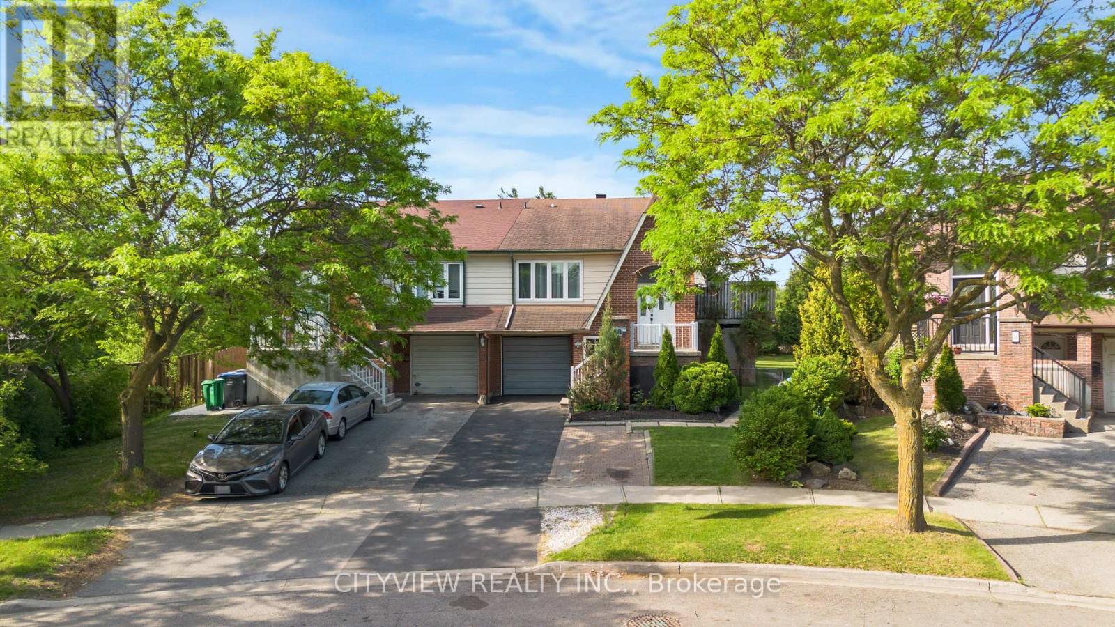 28 Foxacre Row, Brampton, Ontario  L6V 3P5 - Photo 6 - W12980422