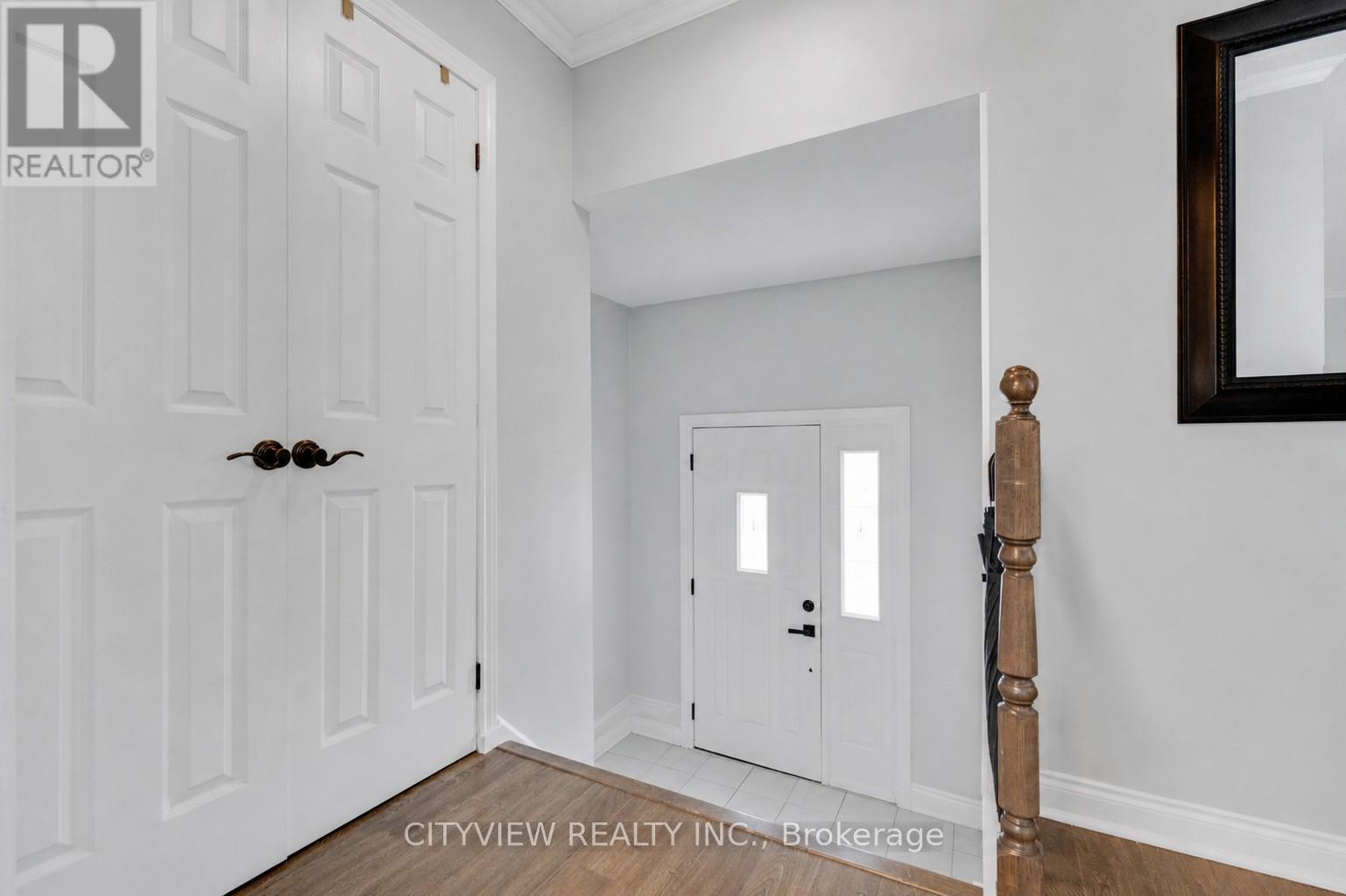28 Foxacre Row, Brampton, Ontario  L6V 3P5 - Photo 8 - W12980422
