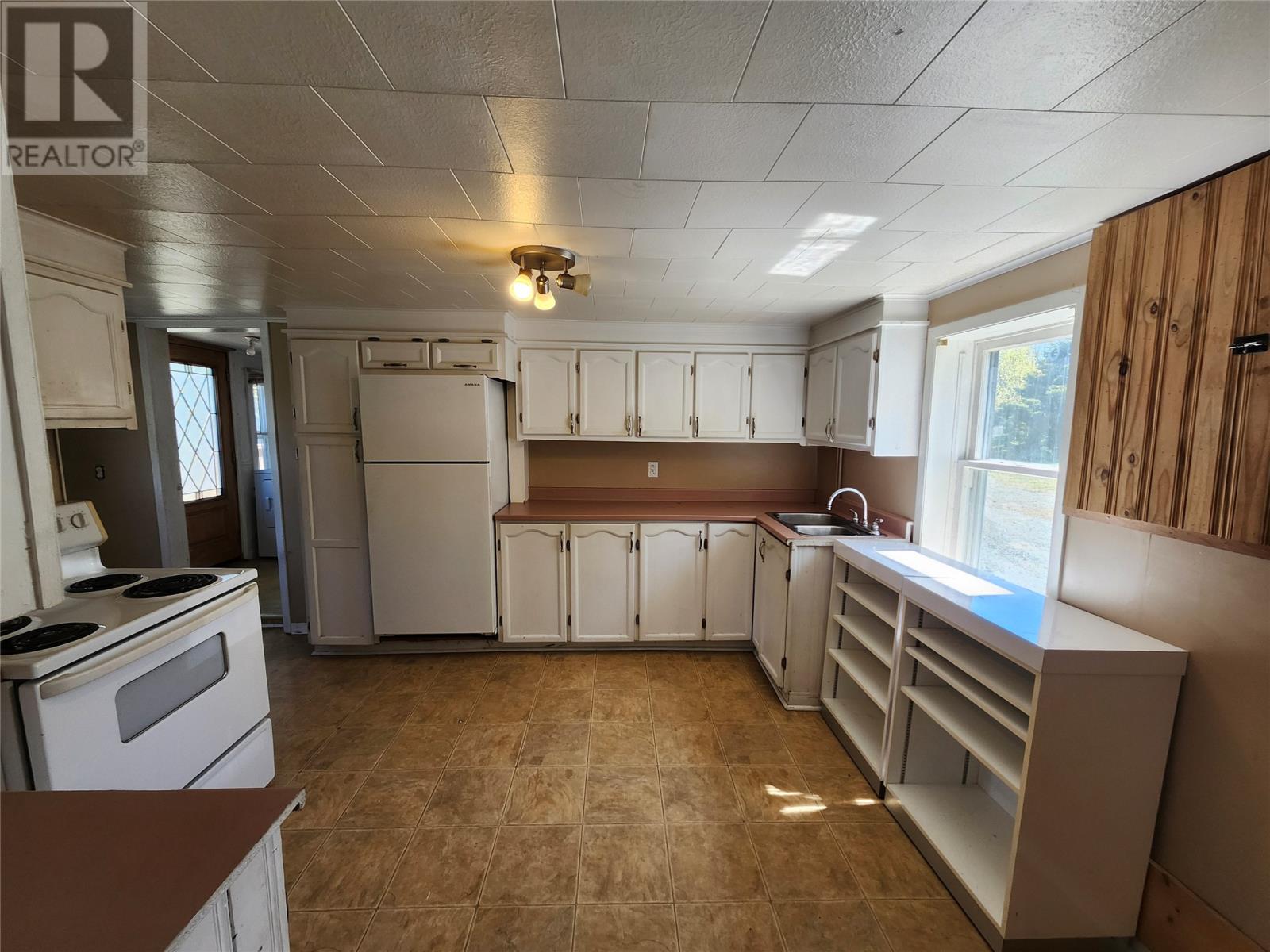 14-16 Lushs Road, Conception Bay South, Newfoundland & Labrador  A1X 4G7 - Photo 6 - 1298650