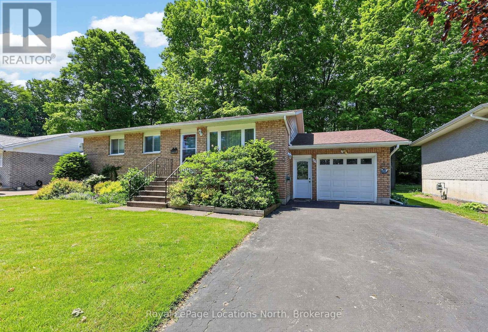 25 POLLARD DRIVE, Meaford, Ontario