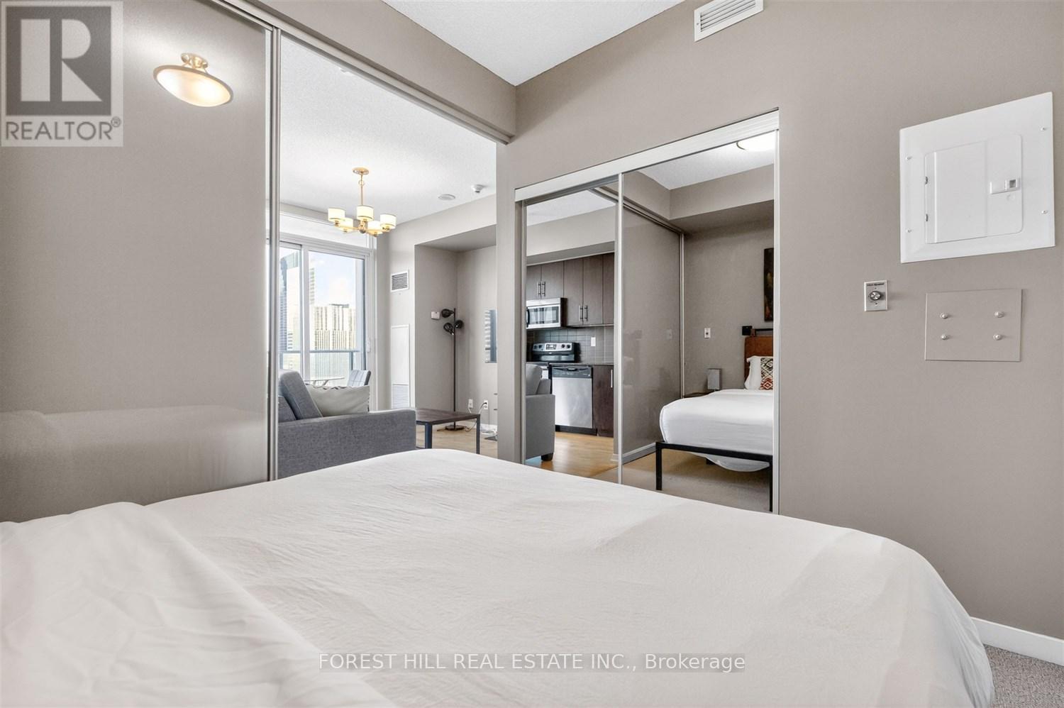 4607 - 65 BREMNER BOULEVARD Toronto (Waterfront Communities), ON M5J 0A7