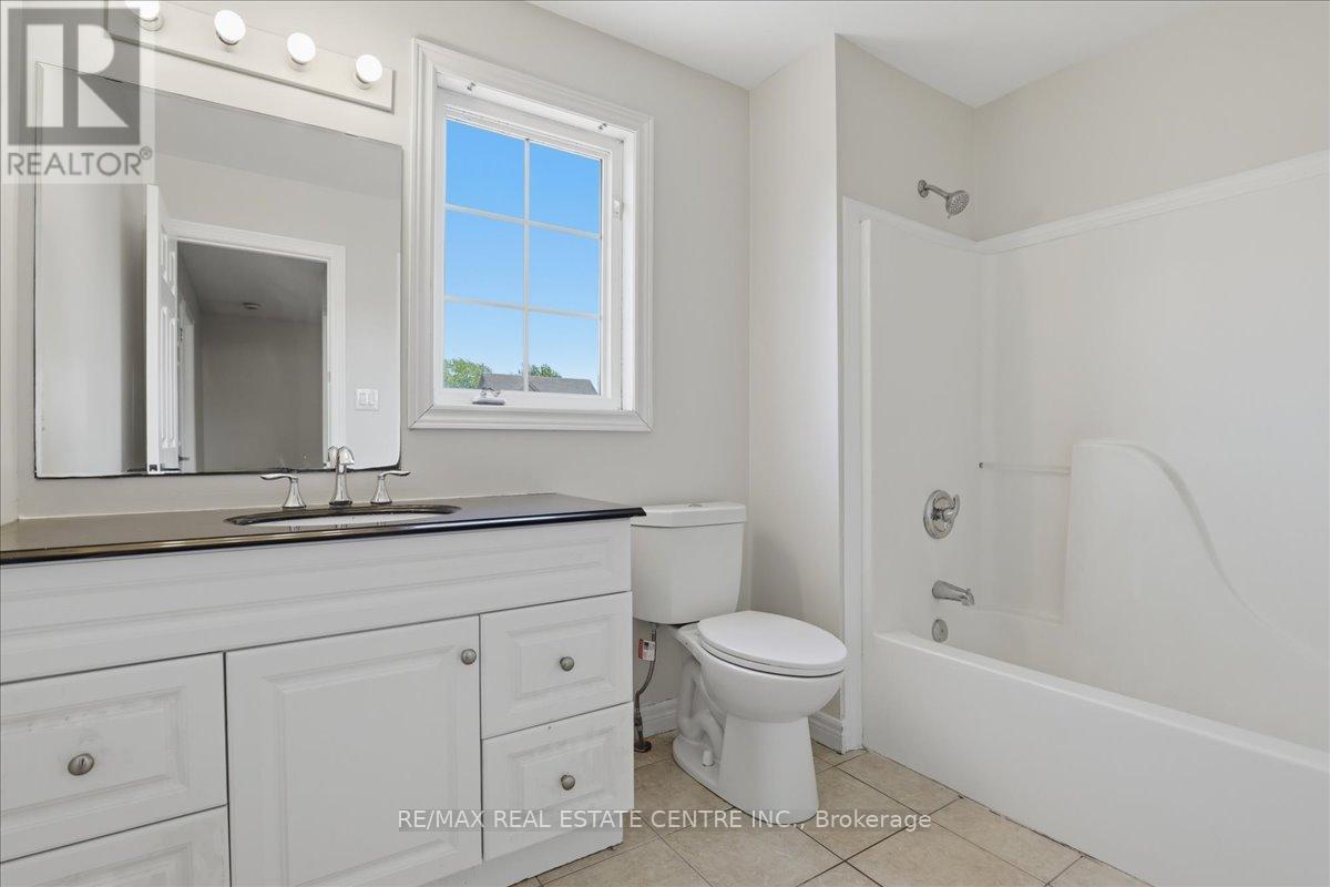 43 Decaro Crescent, Cambridge, Ontario  N3C 4N1 - Photo 18 - X13424064