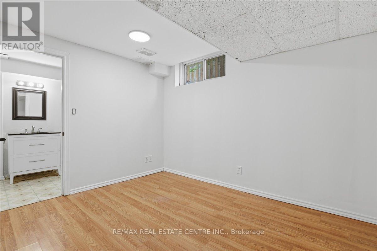 43 Decaro Crescent, Cambridge, Ontario  N3C 4N1 - Photo 19 - X13424064