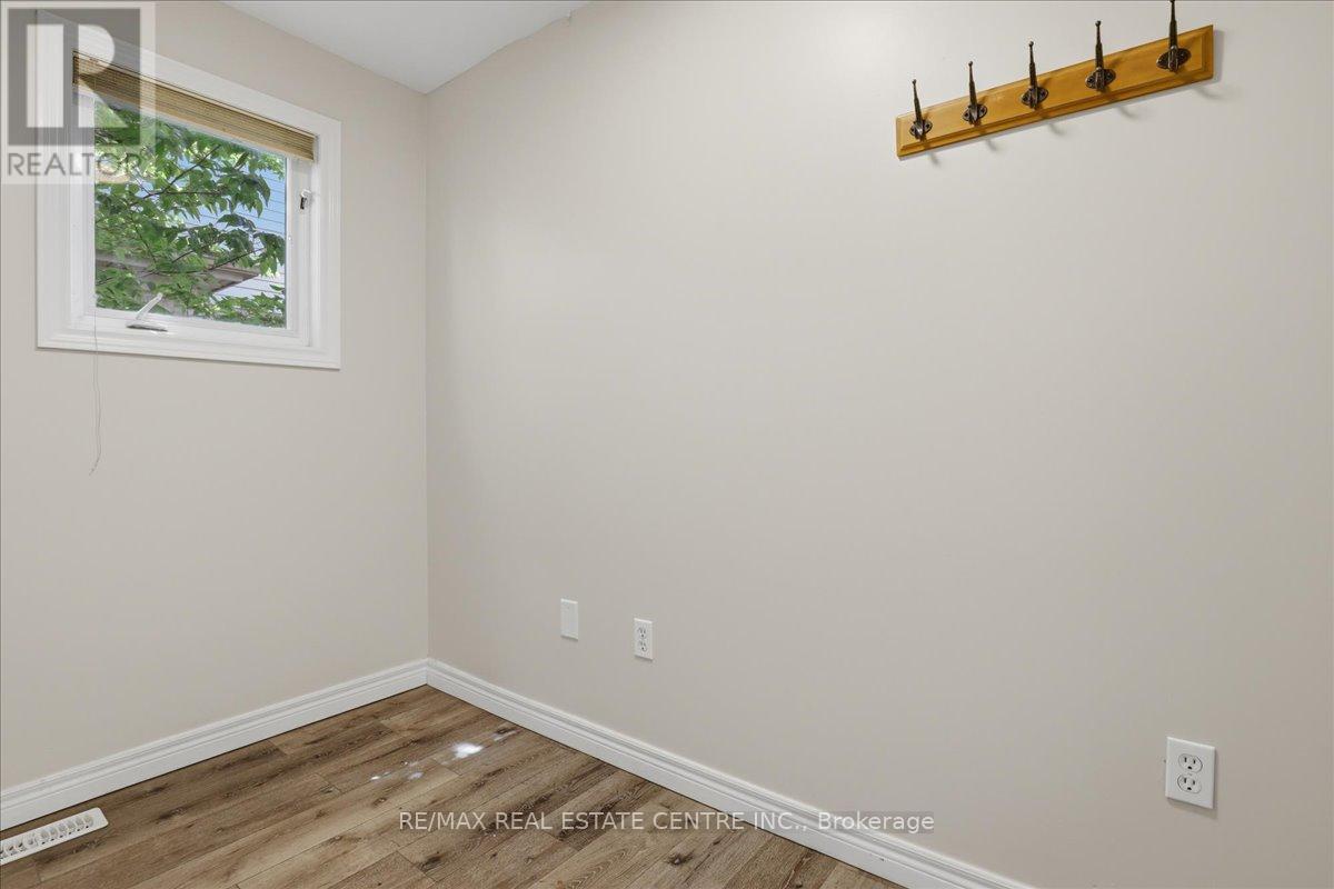 43 Decaro Crescent, Cambridge, Ontario  N3C 4N1 - Photo 9 - X13424064