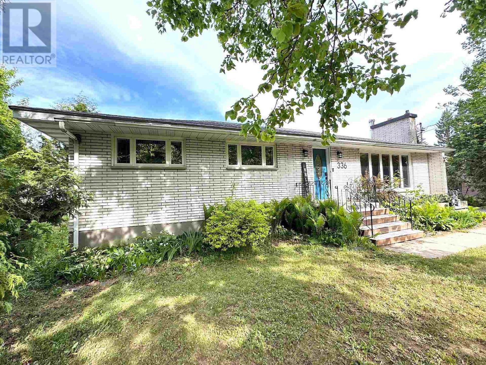 336 Brule Rd, Sault Ste. Marie, Ontario  P6A 0B5 - Photo 2 - SM261369