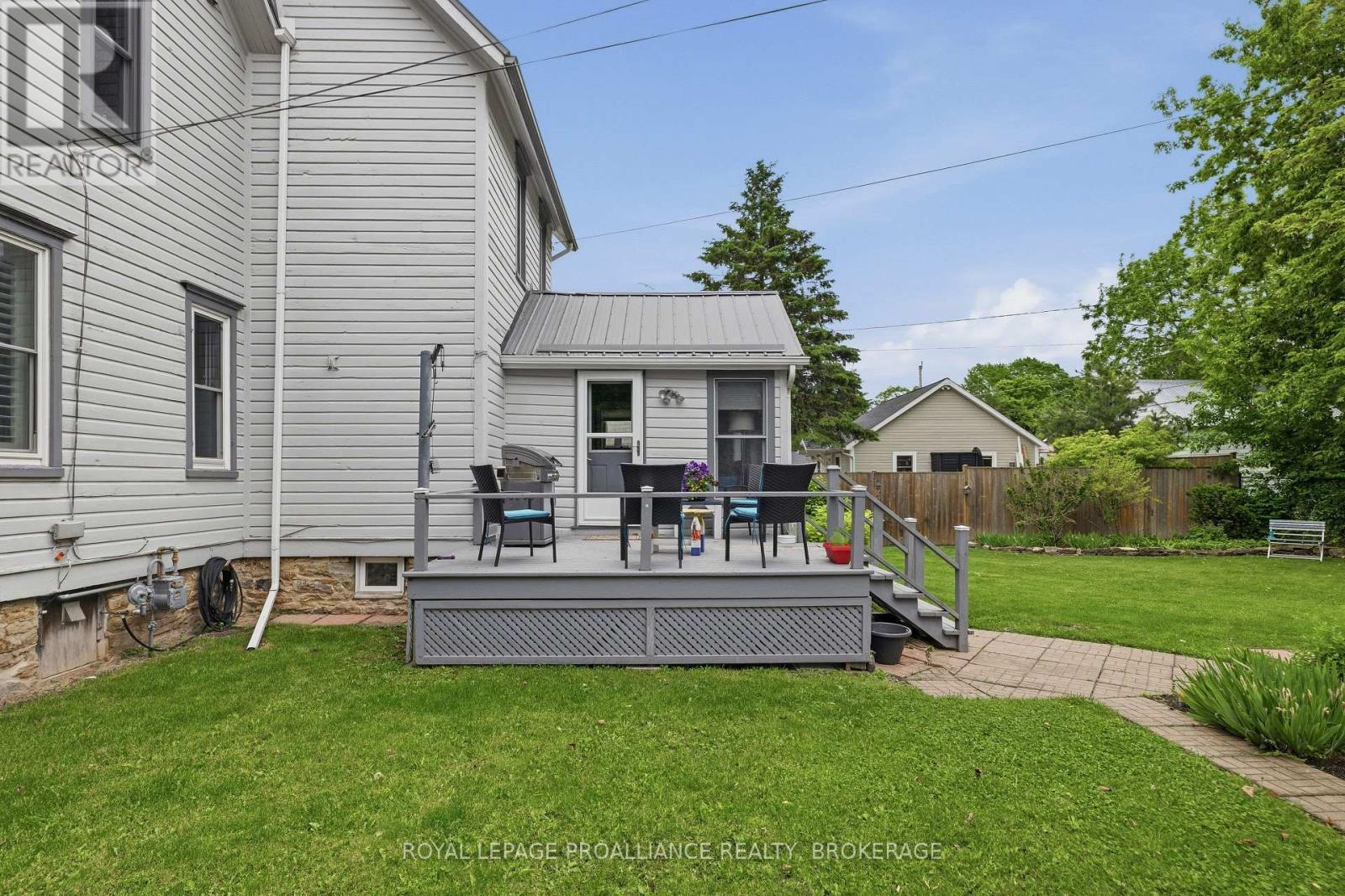 125 Arthur Street, Gananoque, Ontario  K7G 1B1 - Photo 36 - X13422876