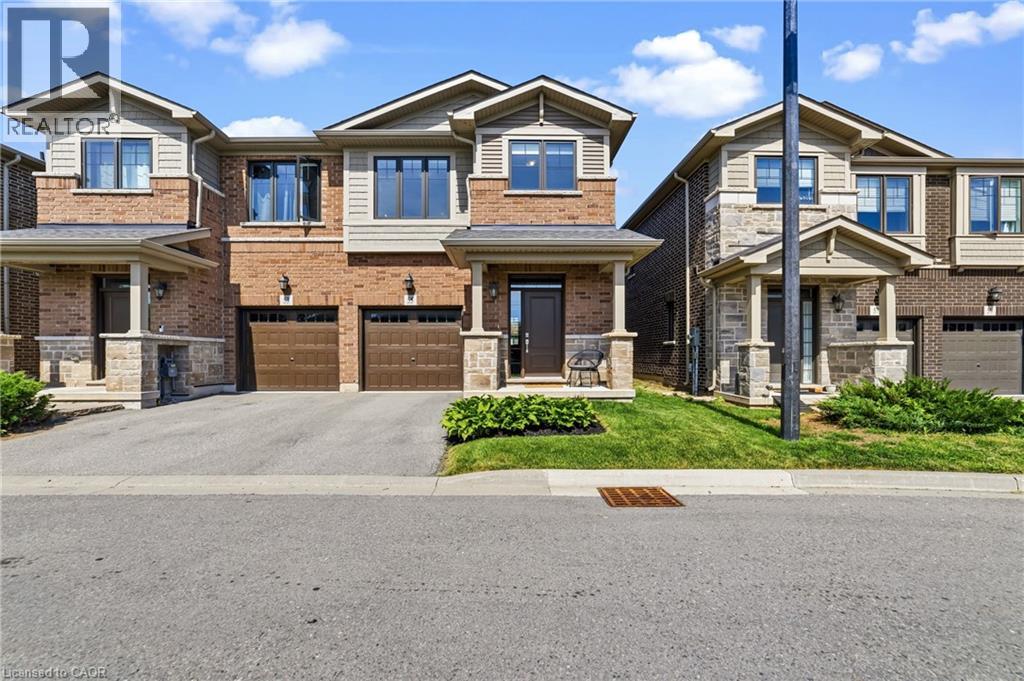 55 PELICAN Lane, Hamilton, Ontario