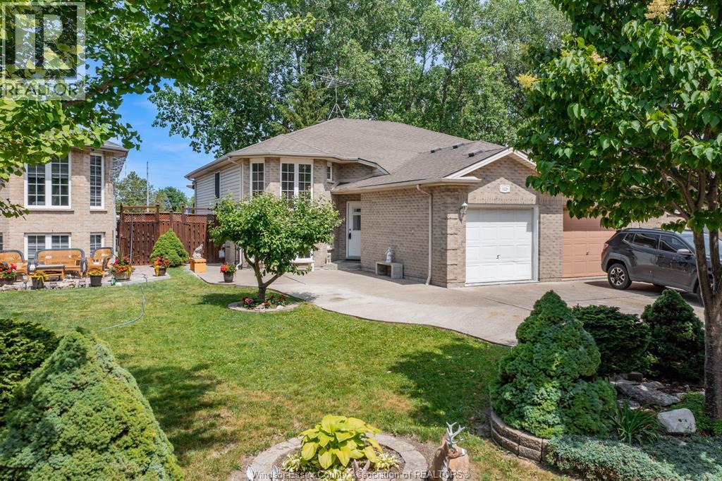 1228 ST. PAUL, Windsor, Ontario