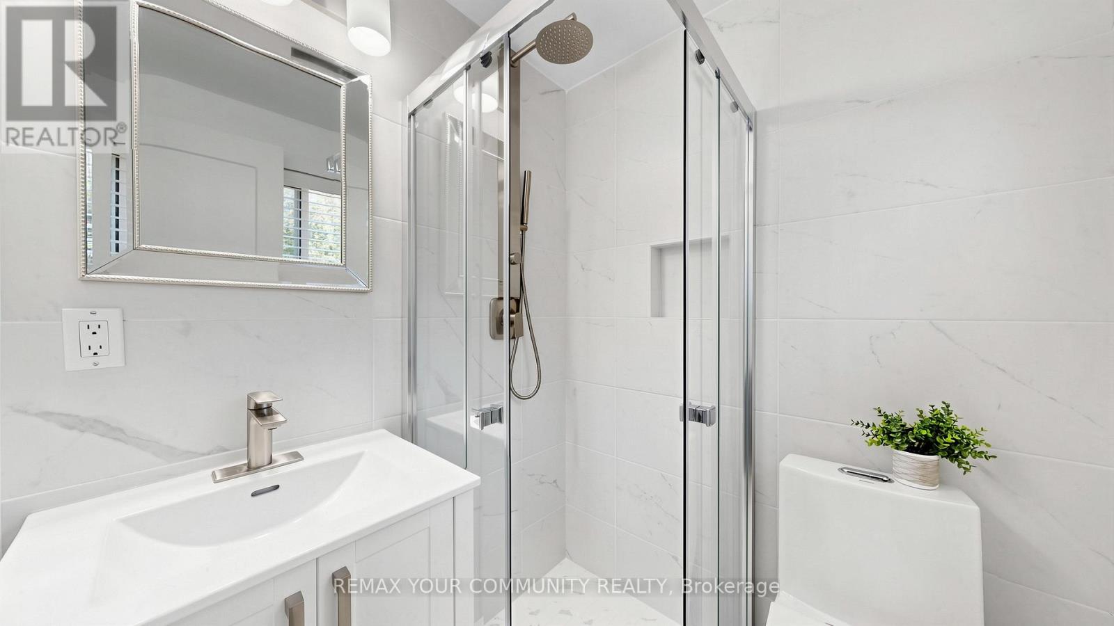 5 Coral Harbour Crescent, Markham, Ontario  L3T 2Z8 - Photo 27 - N13421064