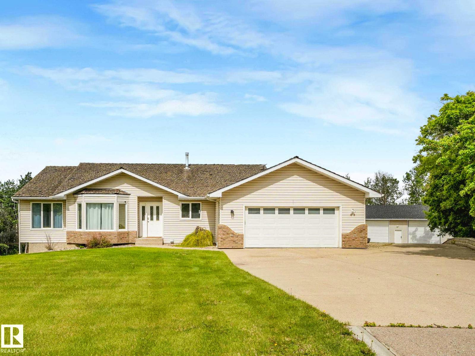 #10 55305 RGE ROAD 242, Rural Sturgeon County, Alberta
