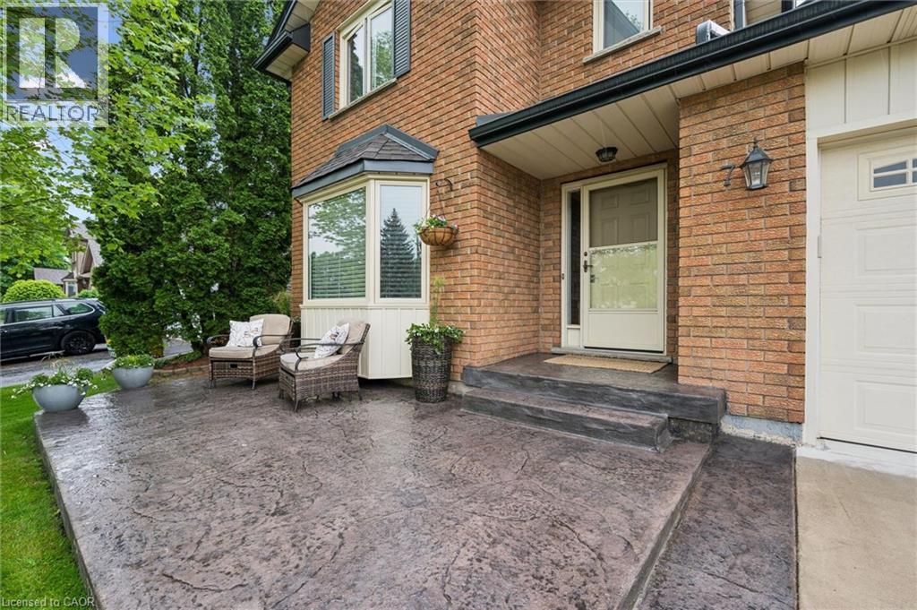 7 Alona Avenue, Cambridge, Ontario  N3C 3Y5 - Photo 3 - 40838472