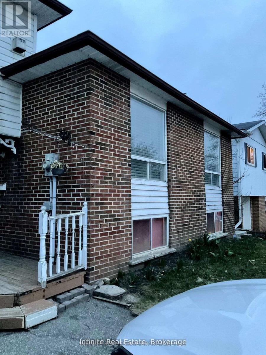 122 Parkview Drive, Orangeville, Ontario  L9W 3J3 - Photo 1 - W13424106