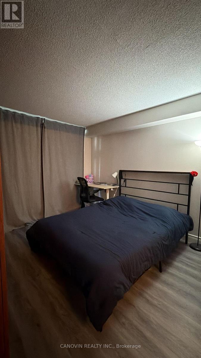 1401 - 55 Elm Drive W, Mississauga, Ontario  L5B 3Z3 - Photo 12 - W13424114