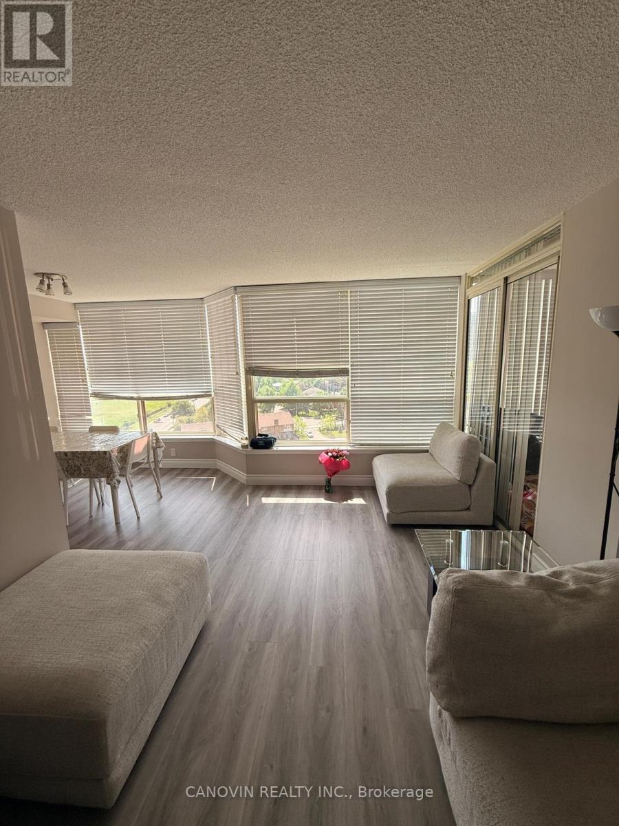 1401 - 55 Elm Drive W, Mississauga, Ontario  L5B 3Z3 - Photo 6 - W13424114