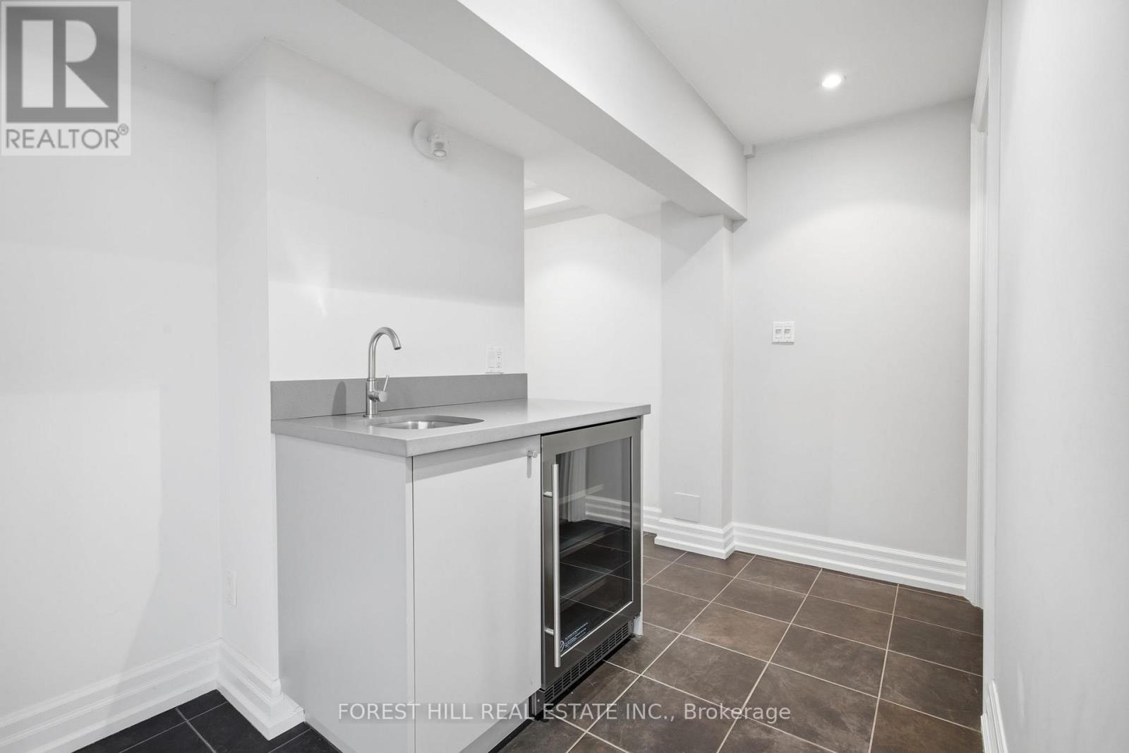 52 Shaftesbury Avenue, Toronto, Ontario  M4T 1A2 - Photo 29 - C13415158