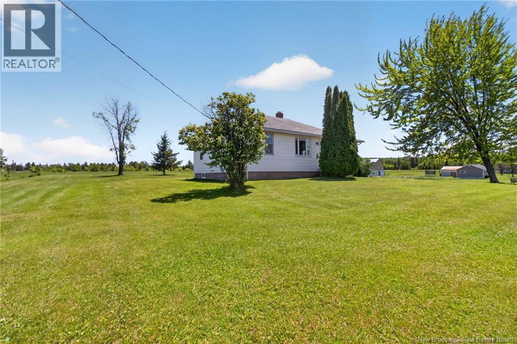 5 Intervale Road, Intervale, New Brunswick  E4Z 4X7 - Photo 2 - NB141581