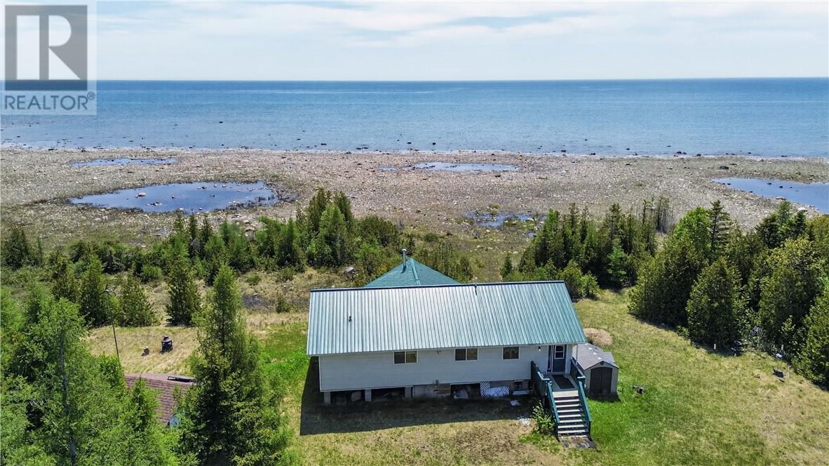 520 Fire Hall Road, Providence Bay, Ontario  P0P 1T0 - Photo 3 - 2128426