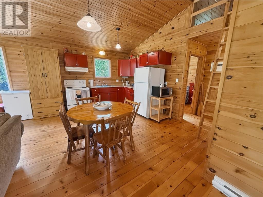 186 Mcquarrie Road, Kagawong, Ontario  P0P 1J0 - Photo 11 - 2128351