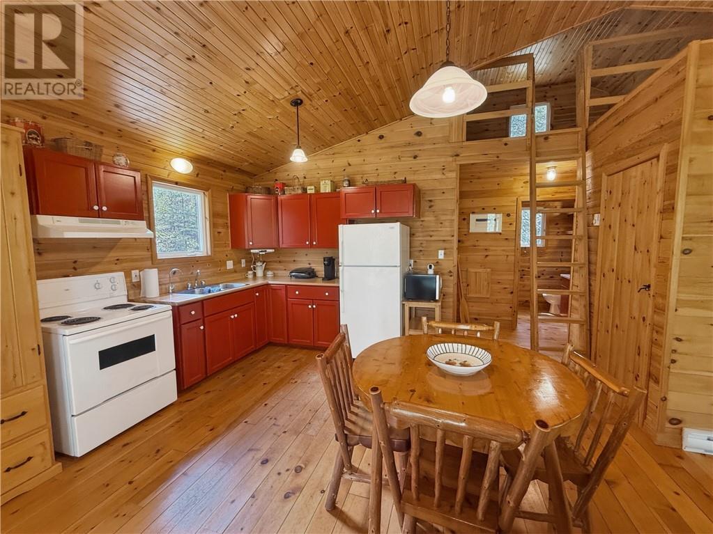 186 Mcquarrie Road, Kagawong, Ontario  P0P 1J0 - Photo 14 - 2128351