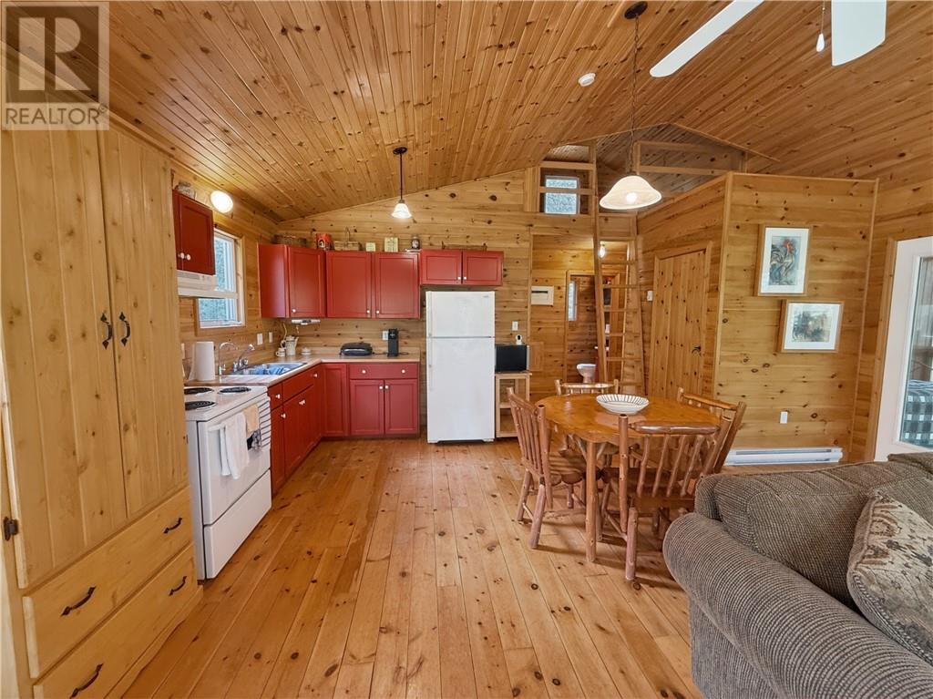 186 Mcquarrie Road, Kagawong, Ontario  P0P 1J0 - Photo 16 - 2128351