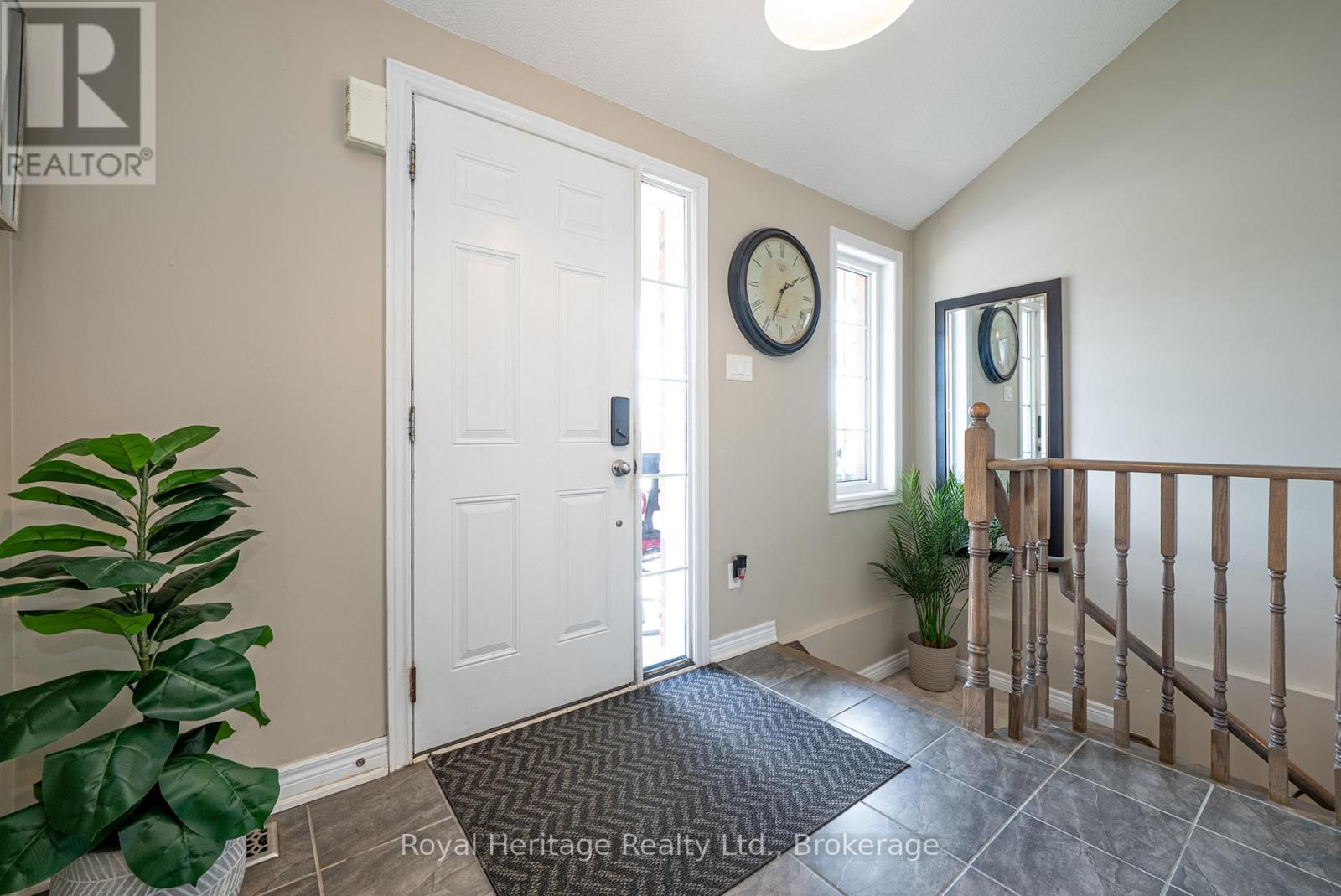 862 Emery Way, Peterborough, Ontario  K9J 0H7 - Photo 3 - X13424208