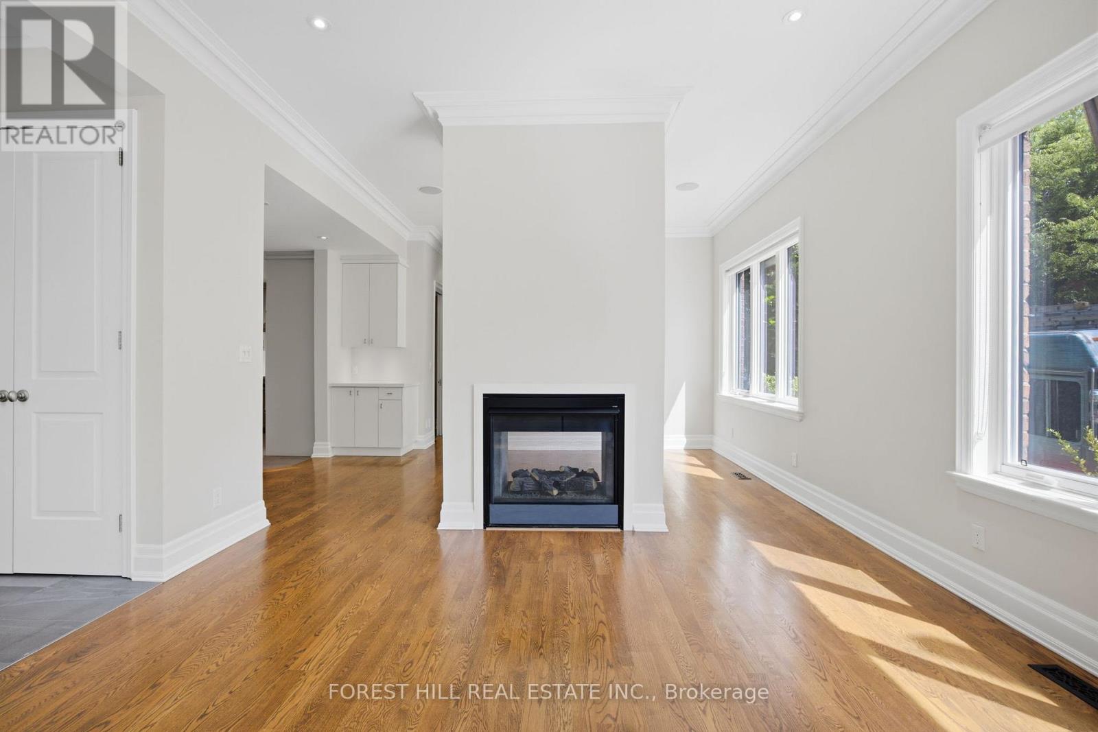 52 Shaftesbury Avenue, Toronto, Ontario  M4T 1A2 - Photo 10 - C13415158