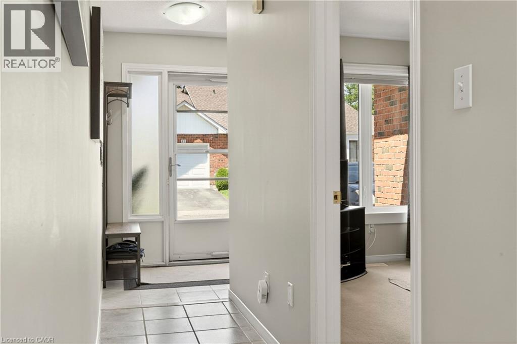 25 Kitty Murray Lane Unit# 6, Ancaster, Ontario  L9K 1L3 - Photo 3 - 40834249