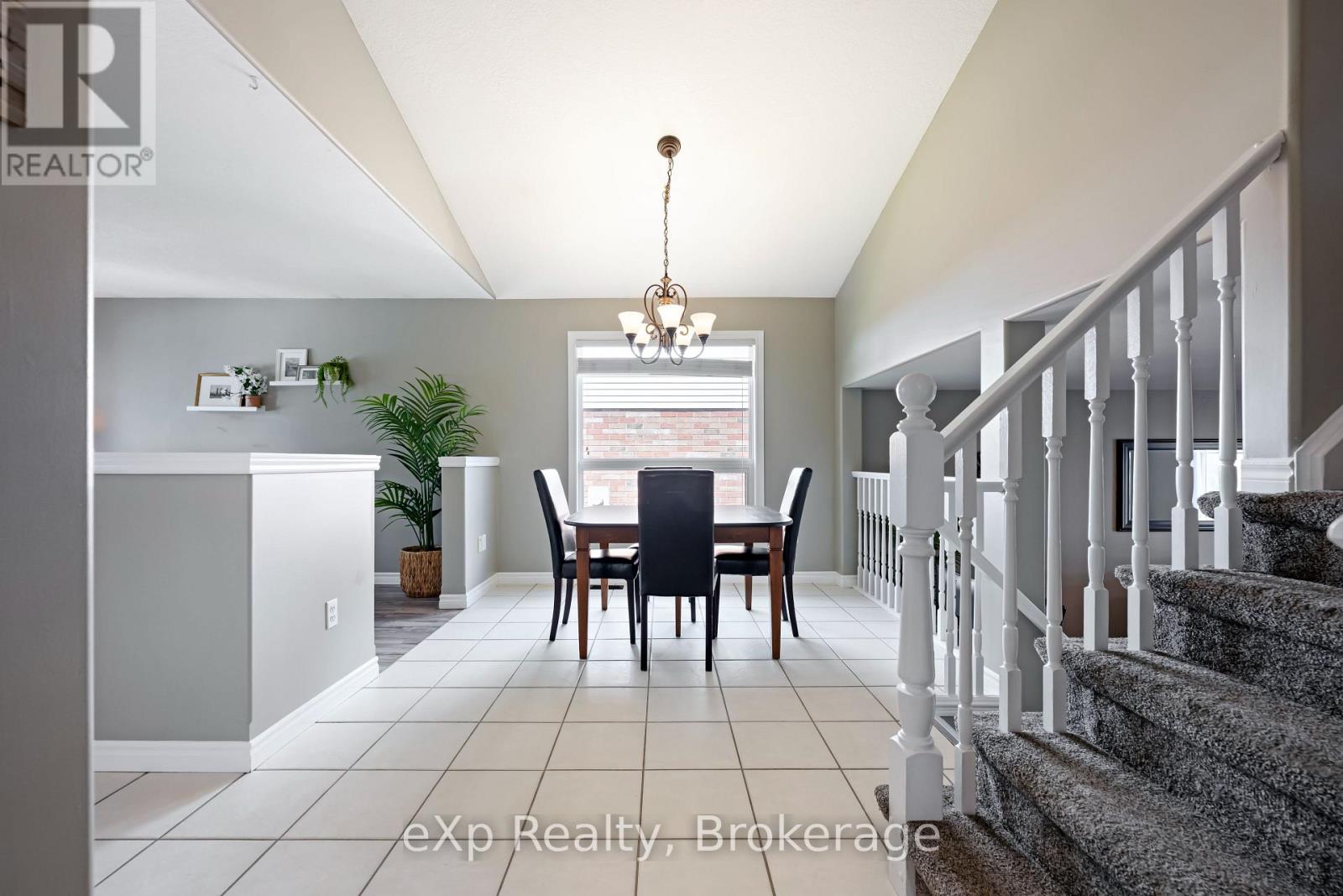 273 Millburn Boulevard, Centre Wellington (Fergus), Ontario N1M 3S3 - Photo 11 - X13424178