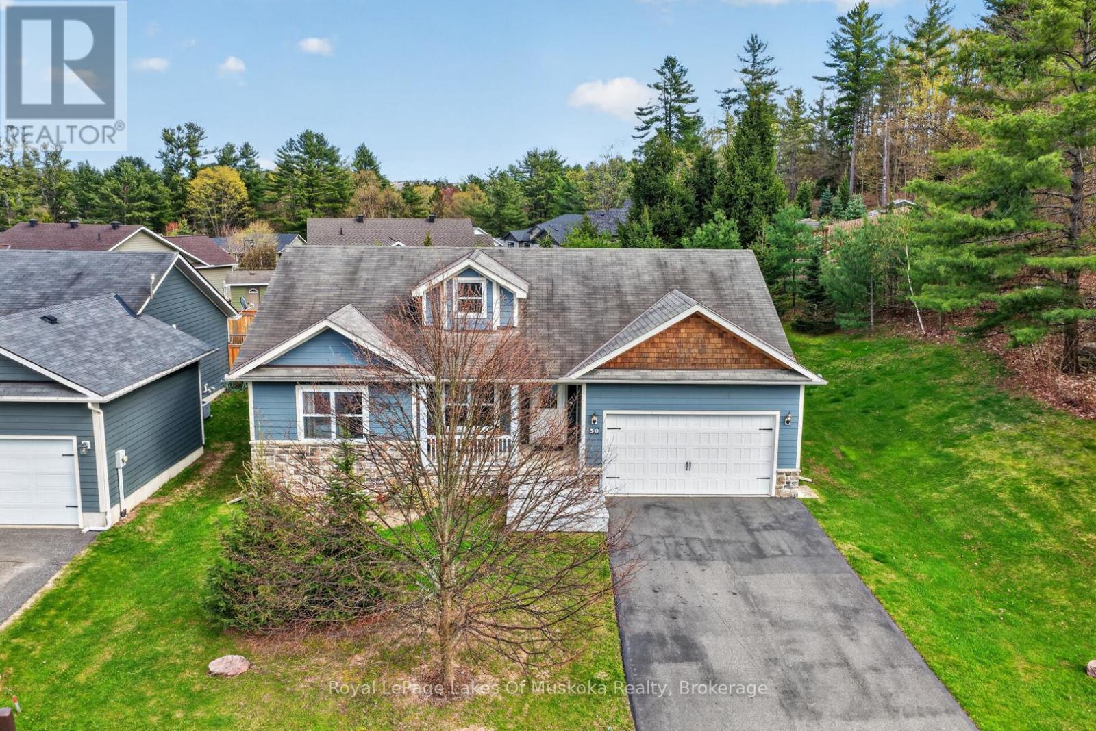 30 Gainsborough Road, Bracebridge (Monck (Bracebridge)), Ontario P1L 1W8 - Photo 2 - X13424290