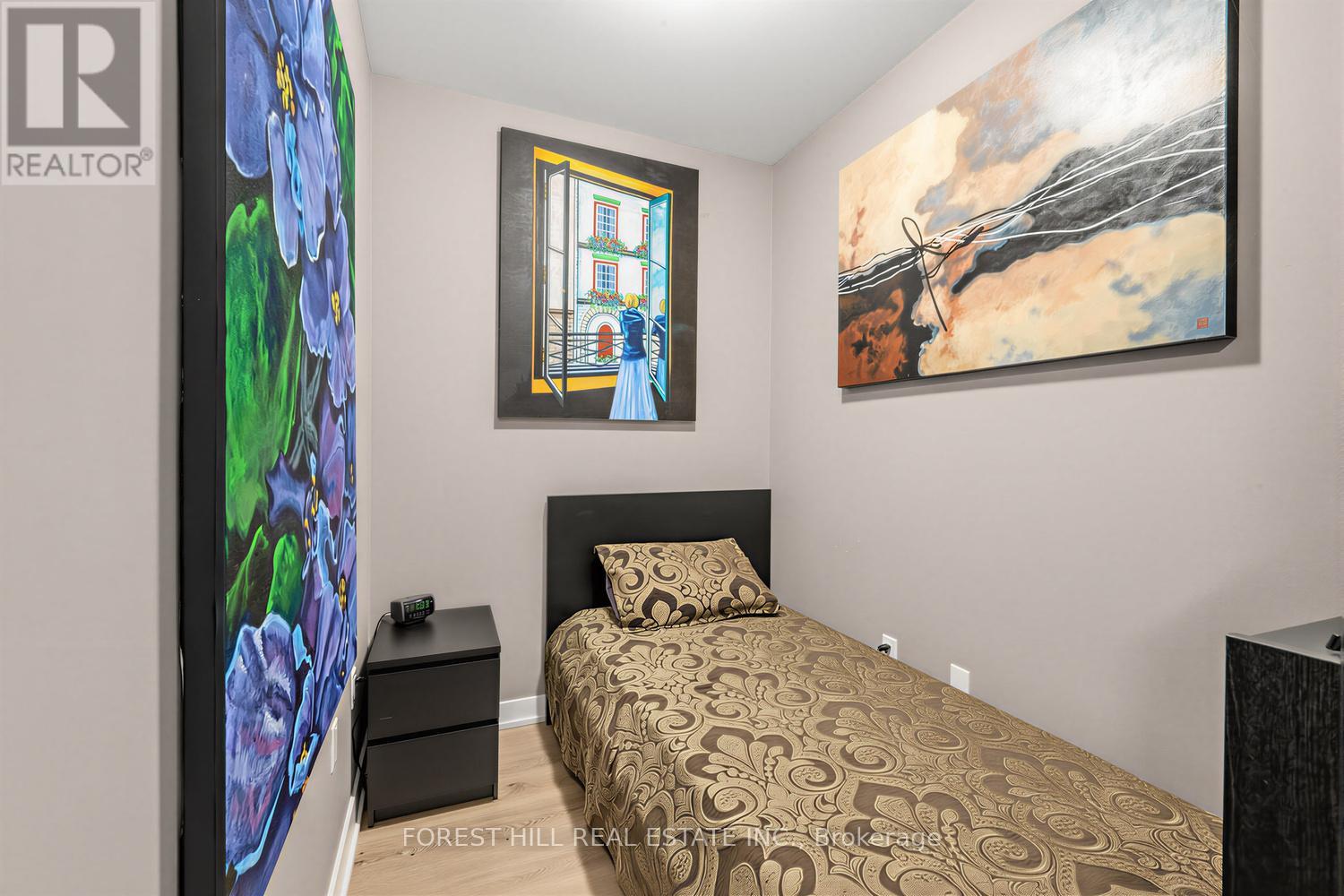 703 - 250 LAWRENCE AVENUE W Toronto (Lawrence Park North), ON M5M 1B2